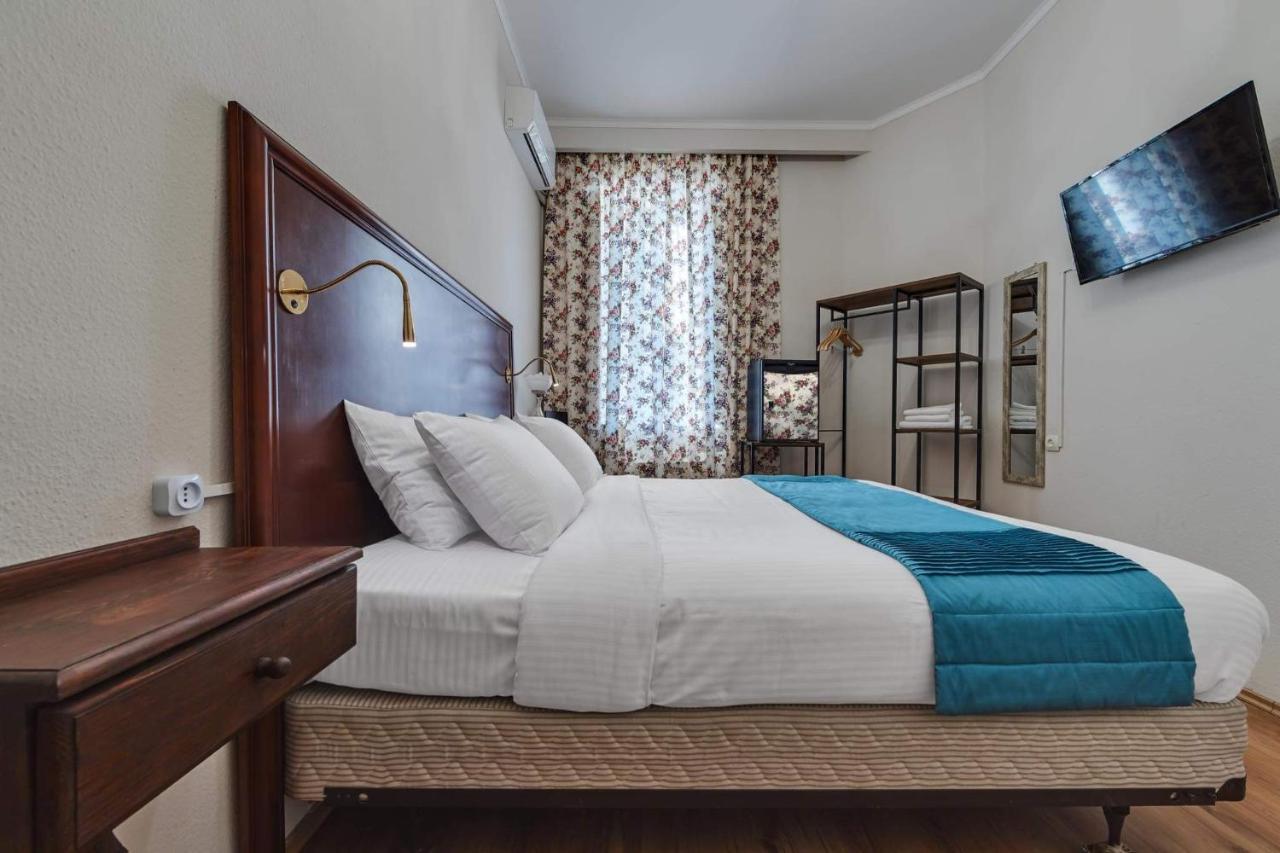 House 52 Boutique Hotel ティビリシ エクステリア 写真